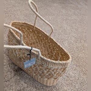 NWT SHADE AND SHORE LARGE STRAW TOTE 20" L X 12.5" T X 10"H FOLDS FLAT NICE